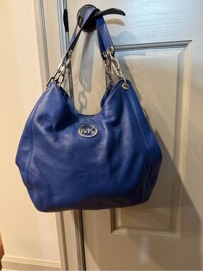 Michael Kors hobo bag